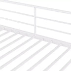 Lit mezzanine double en métal avec étagère de rangement et escalier