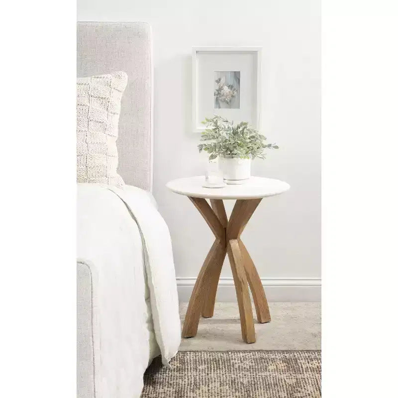 Round Wood Side Table, 20x20x24, Natural